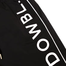 画像をギャラリービューアに読み込む, DOWBL/ ダブル/ Luxury Noble Logo Shorts