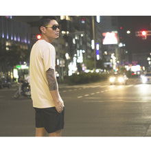 画像をギャラリービューアに読み込む, DOWBL/ ダブル/ Eccentric Kiss Logo Denim Shorts